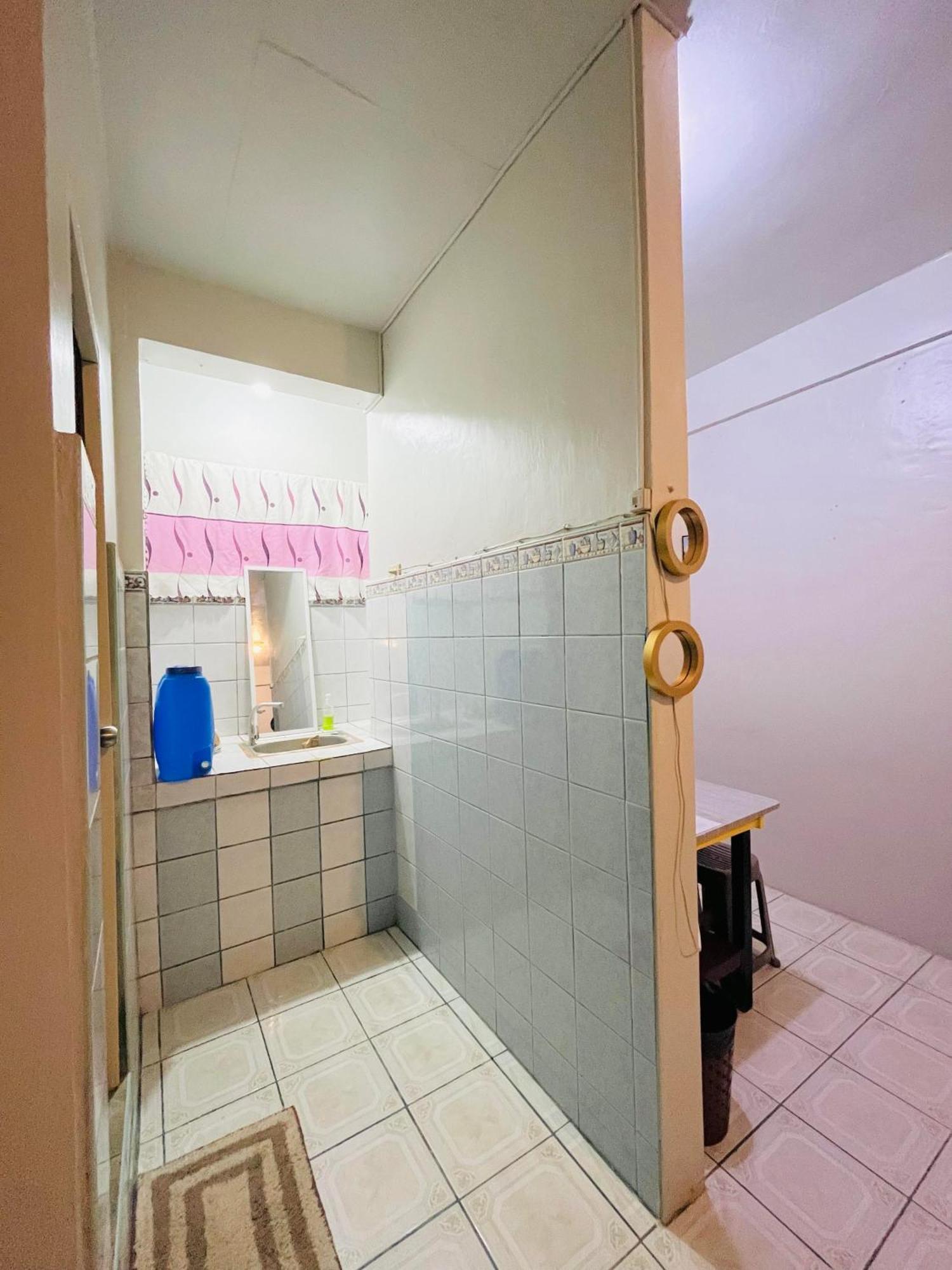 The Studio Byhome Puerto Princesa Екстер'єр фото